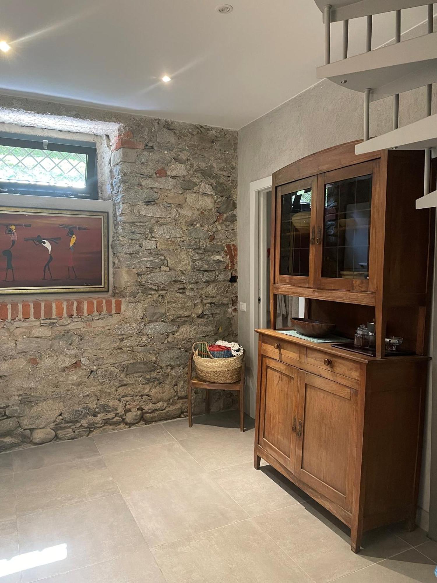 Villa Bacchetta - Stone Cottage Oleggio Castello Luaran gambar